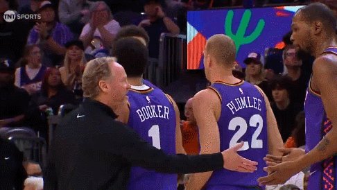 vip 注册地址-将帅不和反成“燃料”！KD末节19分导演惊天逆转