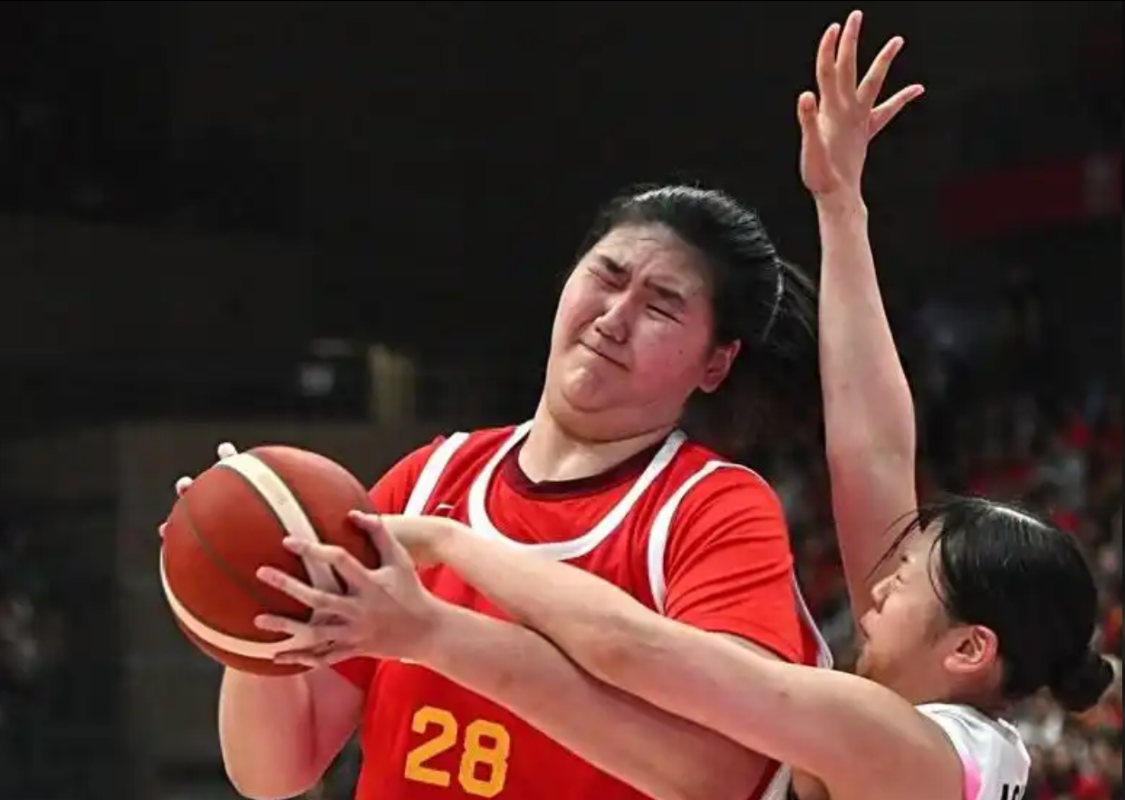 体育赛事-数据漂亮但作用有限！女篮天才罚球3中0，球迷：换刘禹彤多好